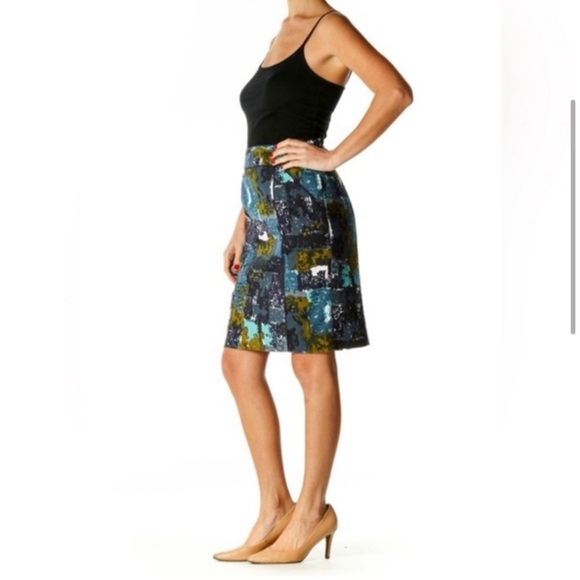 EUC Anthropologie Tabitha Simons Liquid Acres Lined Pocket Pencil Skirt (4) - Picture 2 of 11